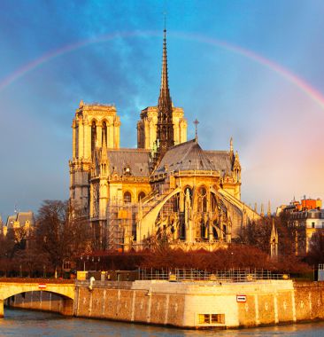 Catedral Notre-Dame de Paris fronteira da seine